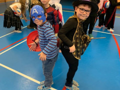 d8dc7d2a-c964-47dc-8740-f6a1b68ec5b9